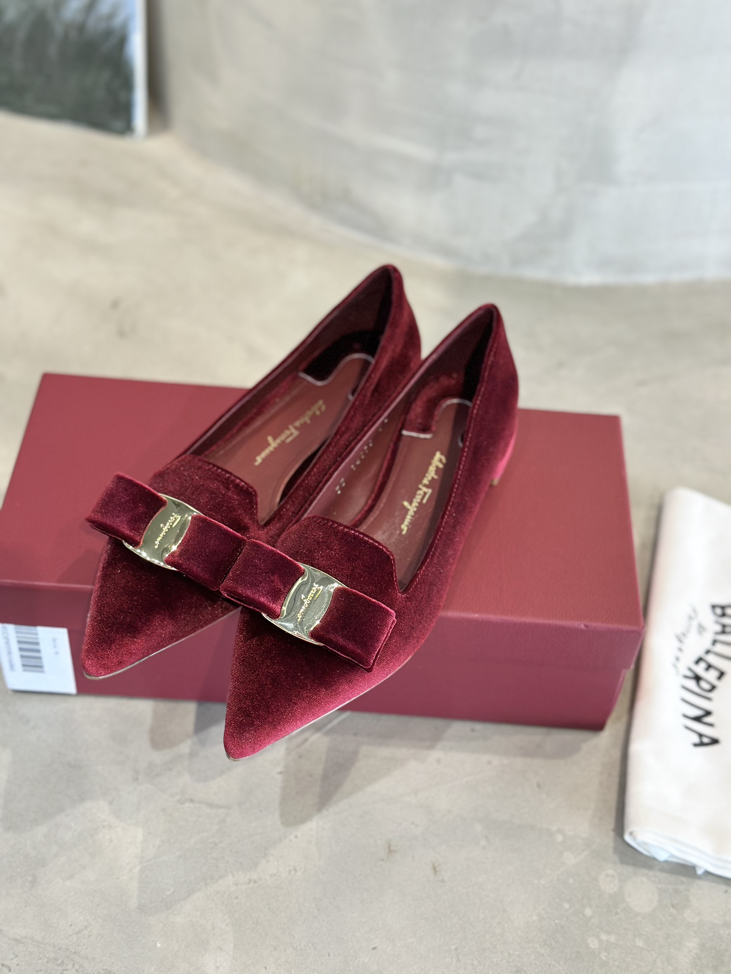 Women's high heels
